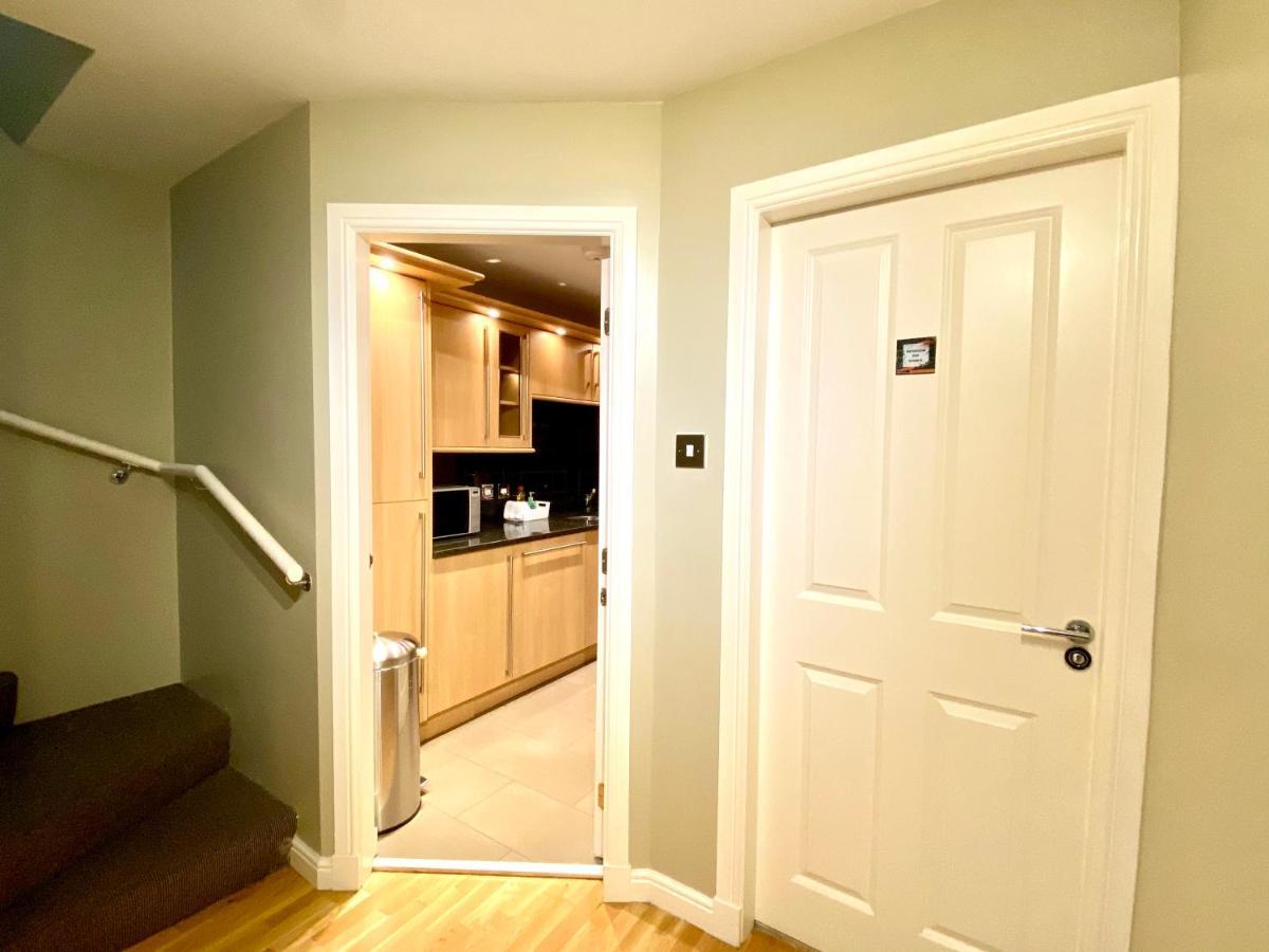אדינבורו Advocates Apartment מראה חיצוני תמונה